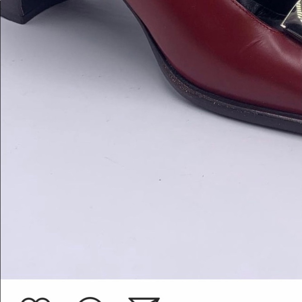 Shoes - Picture 4 of 4